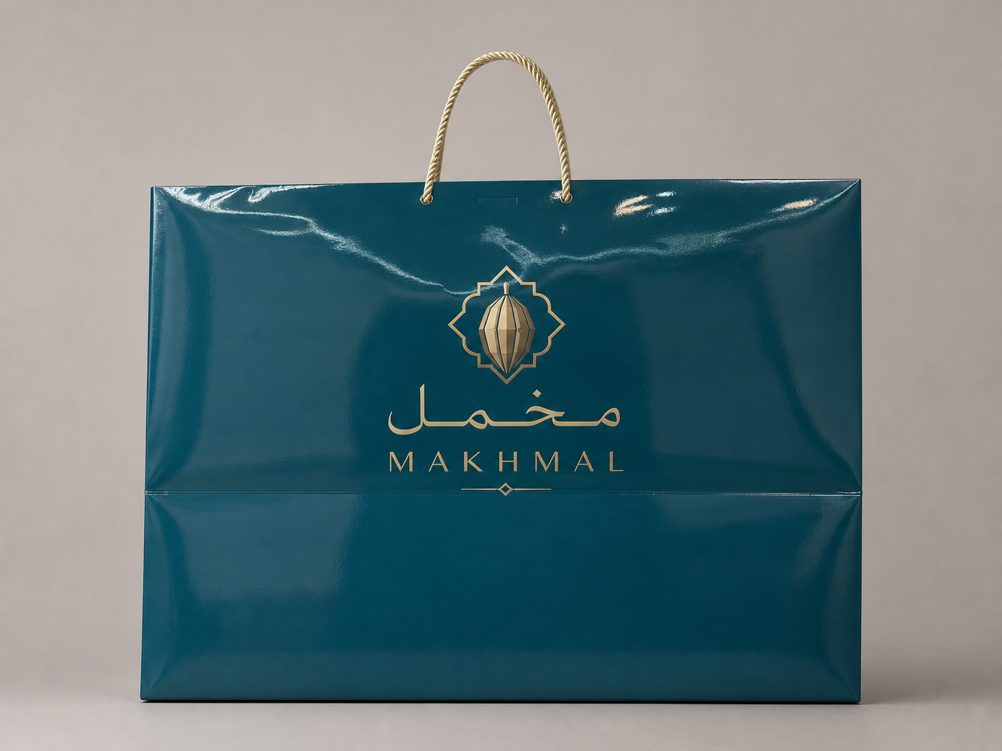 حقيبة ورقية كبيرة فاخرة بمقابض حبلية - مَخمل MAKHMAL